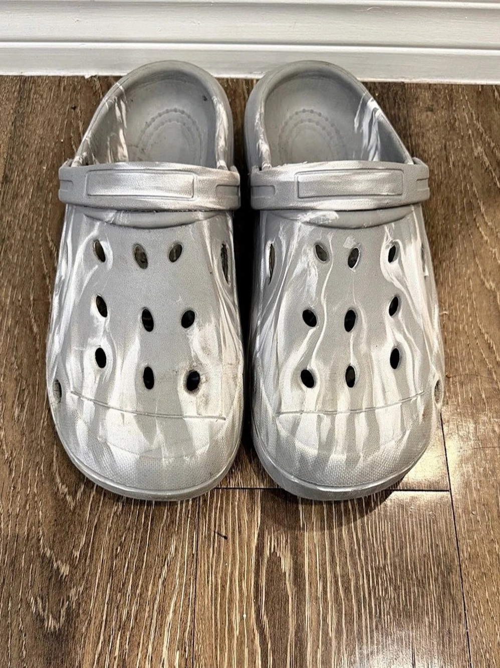 Crocs Slip-On Sandals Gray White Marble, Shoe Size Men’s 10Women’s